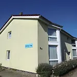 Böltser Hus Mit Strandkorb Und Kamin 10 Gehminuten Zum Kurtaxefreien Sandstrand * Kraksdorf