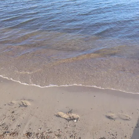 Boeltser Hus Mit Strandkorb Und Kamin 10 Gehminuten Zum Kurtaxefreien Sandstrand Appartement Kraksdorf