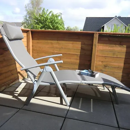 Boeltser Hus Mit Strandkorb Und Kamin 10 Gehminuten Zum Kurtaxefreien Sandstrand アパート *