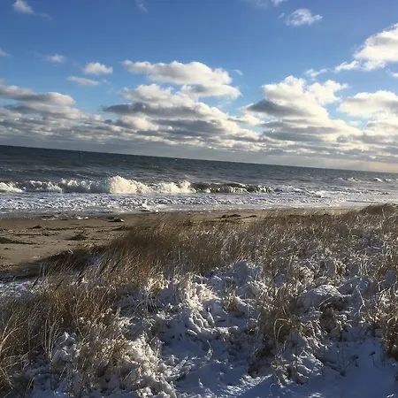 Boeltser Hus Mit Strandkorb Und Kamin 10 Gehminuten Zum Kurtaxefreien Sandstrand